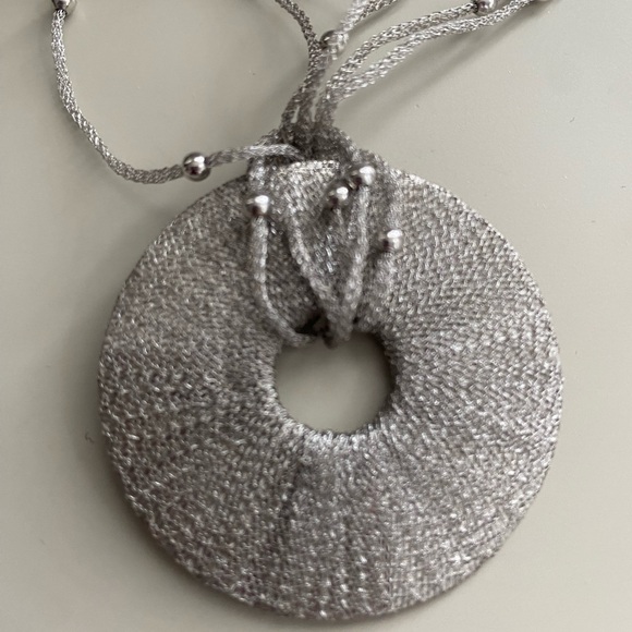 White gold necklace and earrings set - Picture 4 of 10